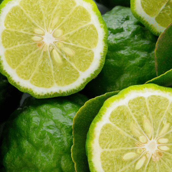 Alternative view of שמן אתרי ברגמוט